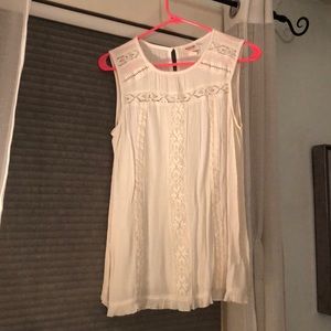 white tank top blouse!